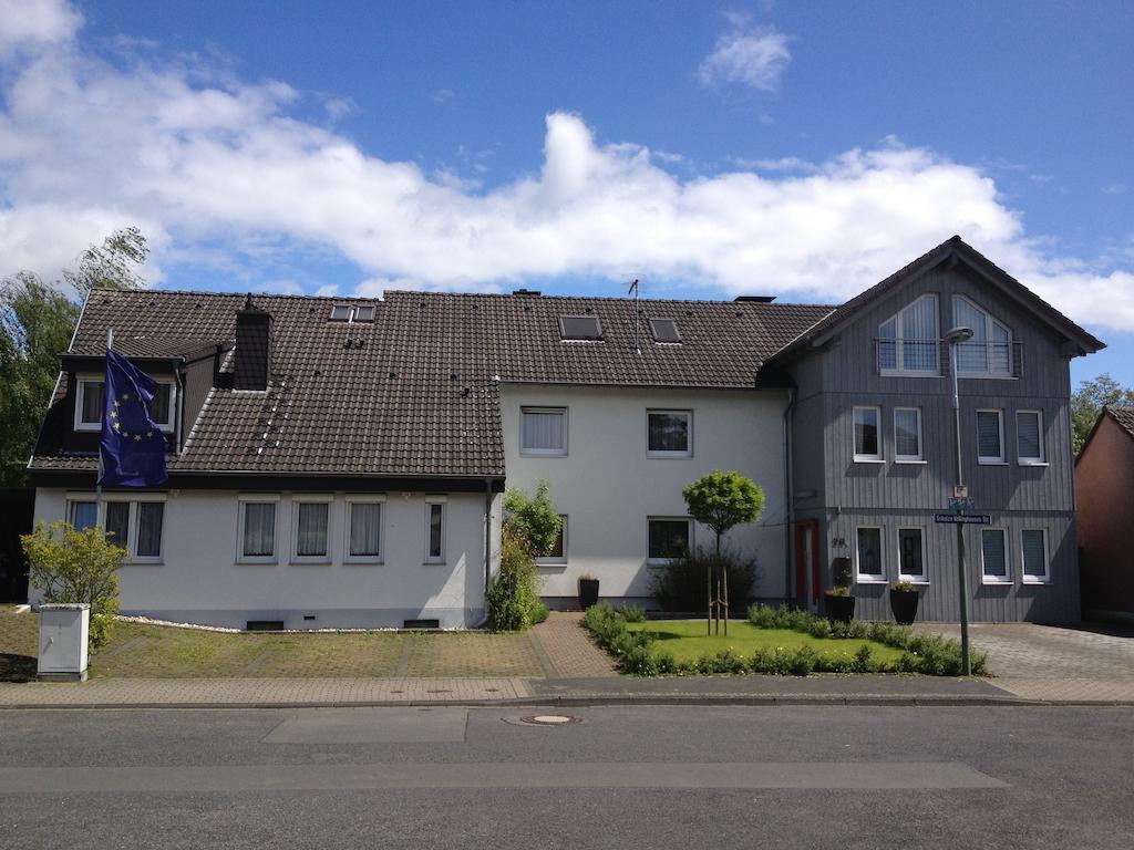 Apartmenthaus Somborn โบคุห์ม ภายนอก รูปภาพ